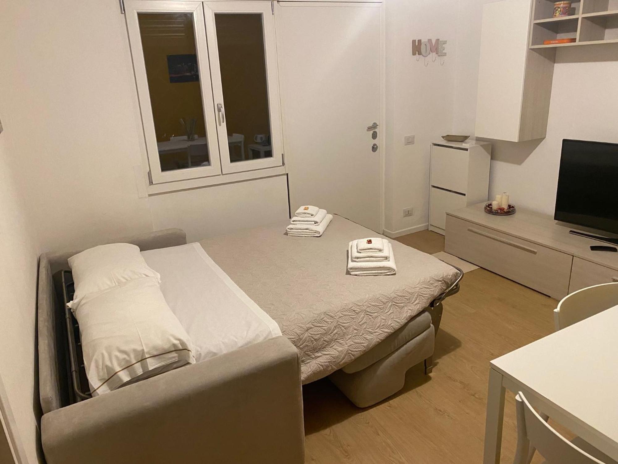 Appartamento In Villa Parabiago Exteriér fotografie